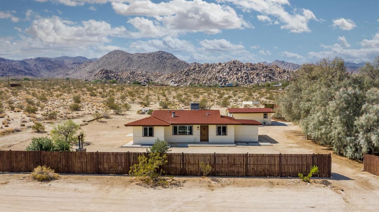 @ Marbella Lane - The Moon Designer Home Right Behind The Jtnp Joshua Tree Kültér fotó