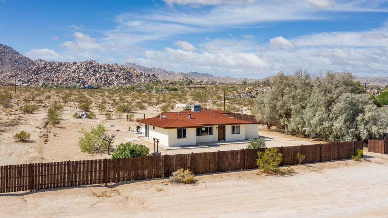 @ Marbella Lane - The Moon Designer Home Right Behind The Jtnp Joshua Tree Kültér fotó